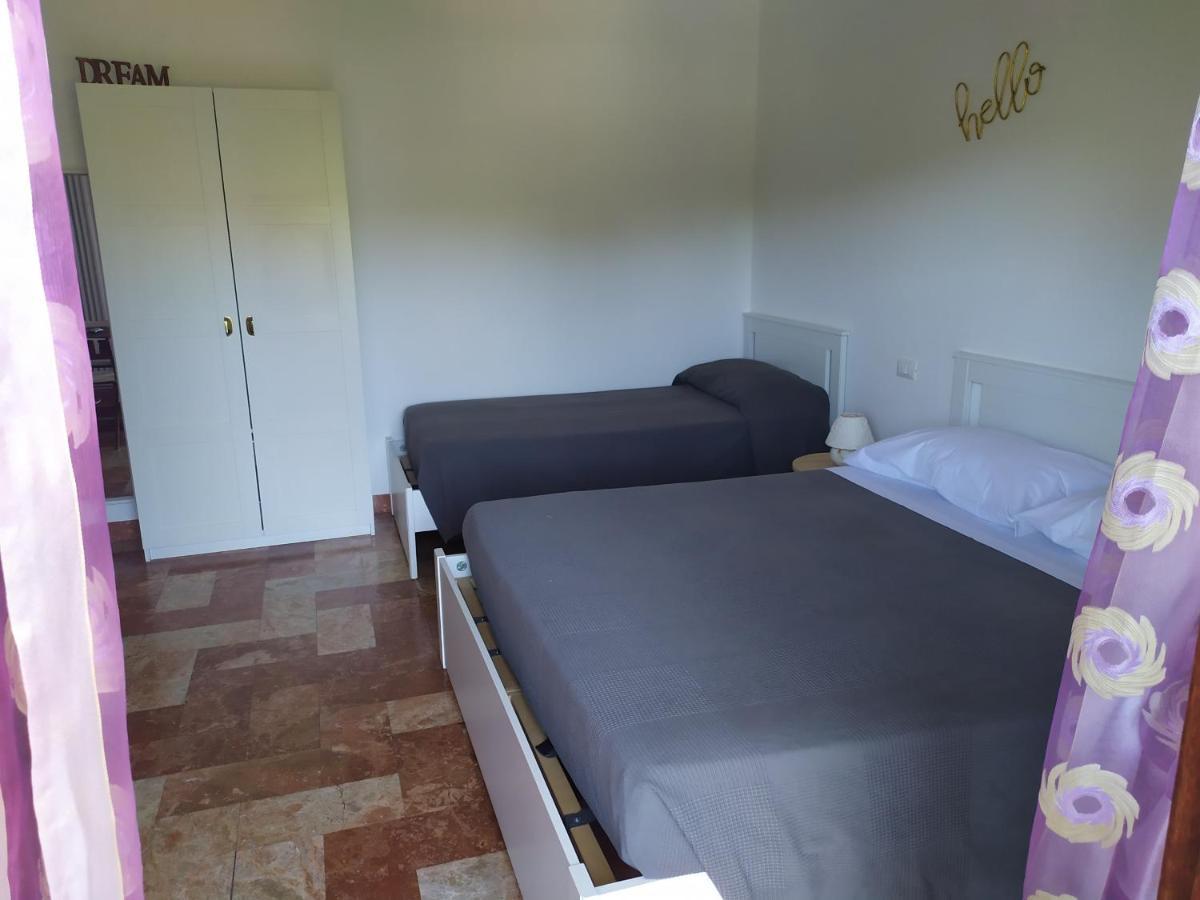 B&B Tra Mare E Marmo Marina Di Carrara Exterior photo