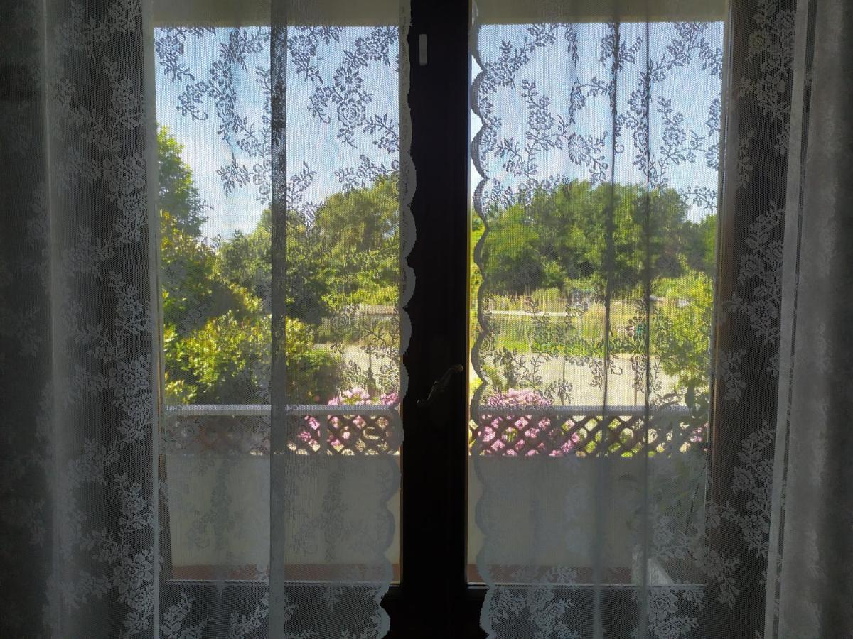 B&B Tra Mare E Marmo Marina Di Carrara Exterior photo